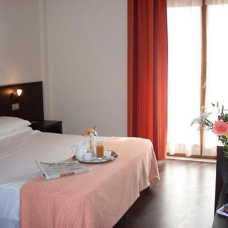 Hotel Isola Di Lauria Lauria Inferiore Værelse billede